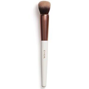 EVER by Stella & Dot - Vegan FACE1 BRUSH Concealer Brush​​​​​​​​​​​​​